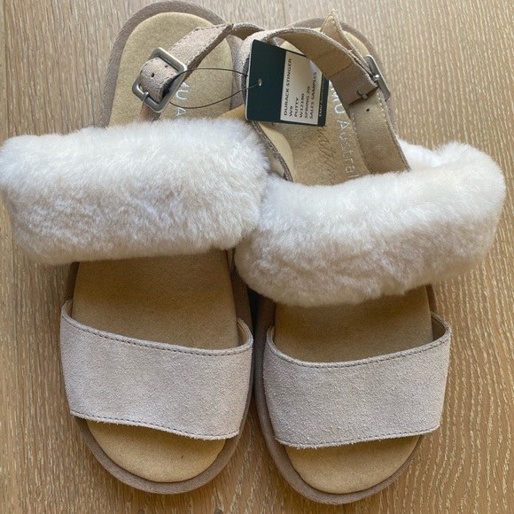 EMU Australia's Durack Stinger Sandals - Picture 3 of 7